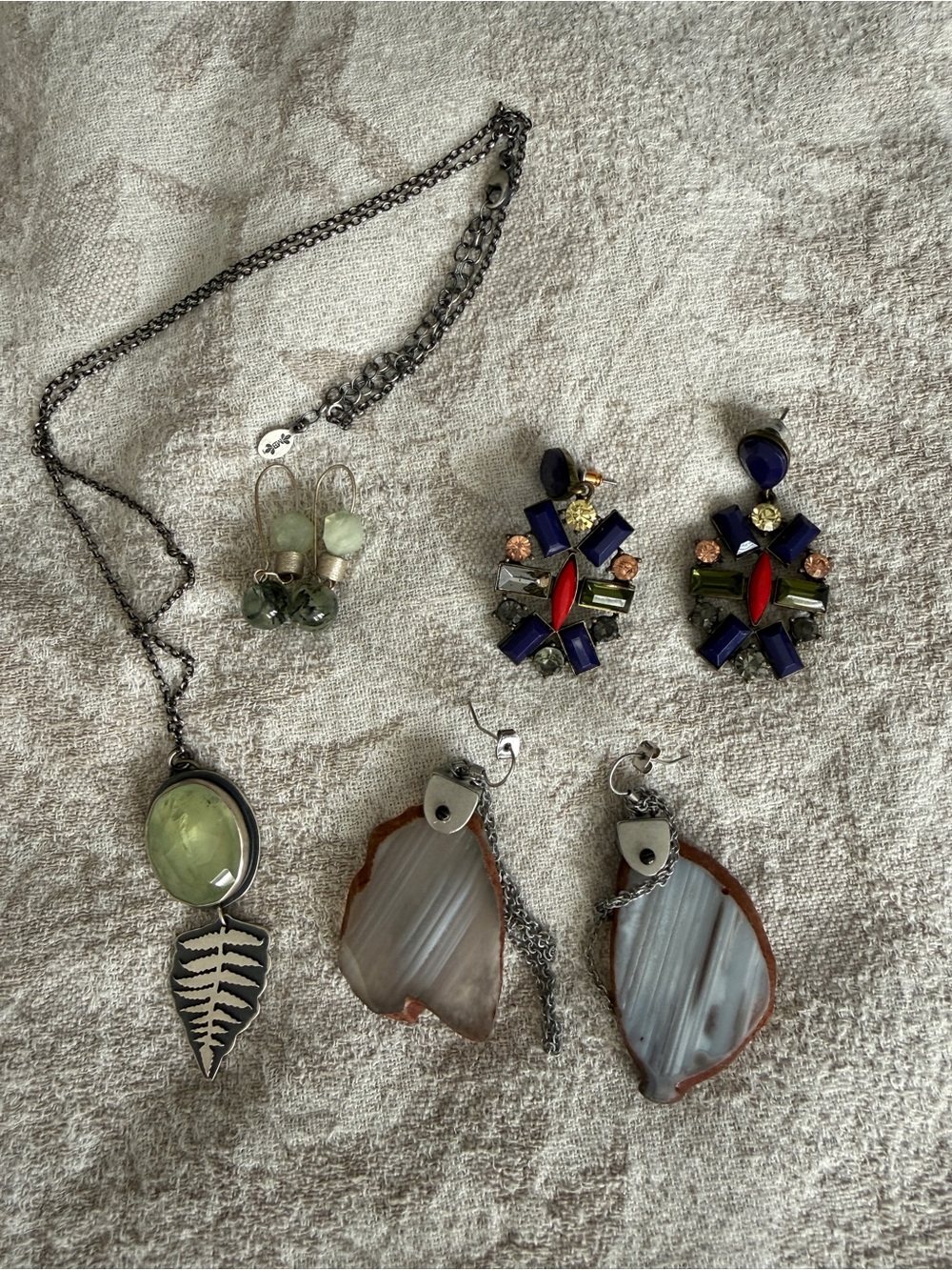 Lot 1 - 4 pairs of earrings and Green Pendant Necklace